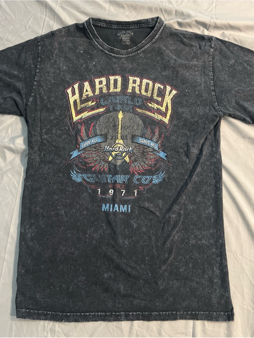 Hard Rock Cafe Shirt Mens M Black Miami World Tour Graphic Tee Guitar